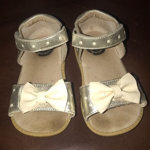 Livie and Luca gold with bow